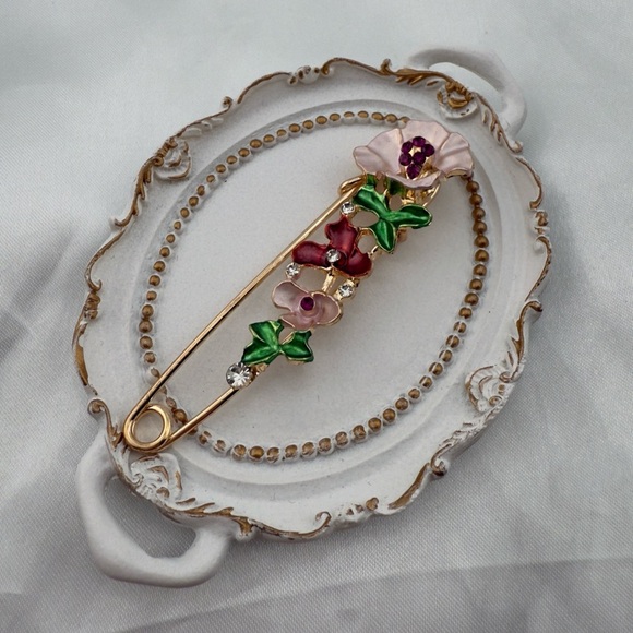 Betsey Johnson Jewelry - Floral Gold and Multicolor Brooch